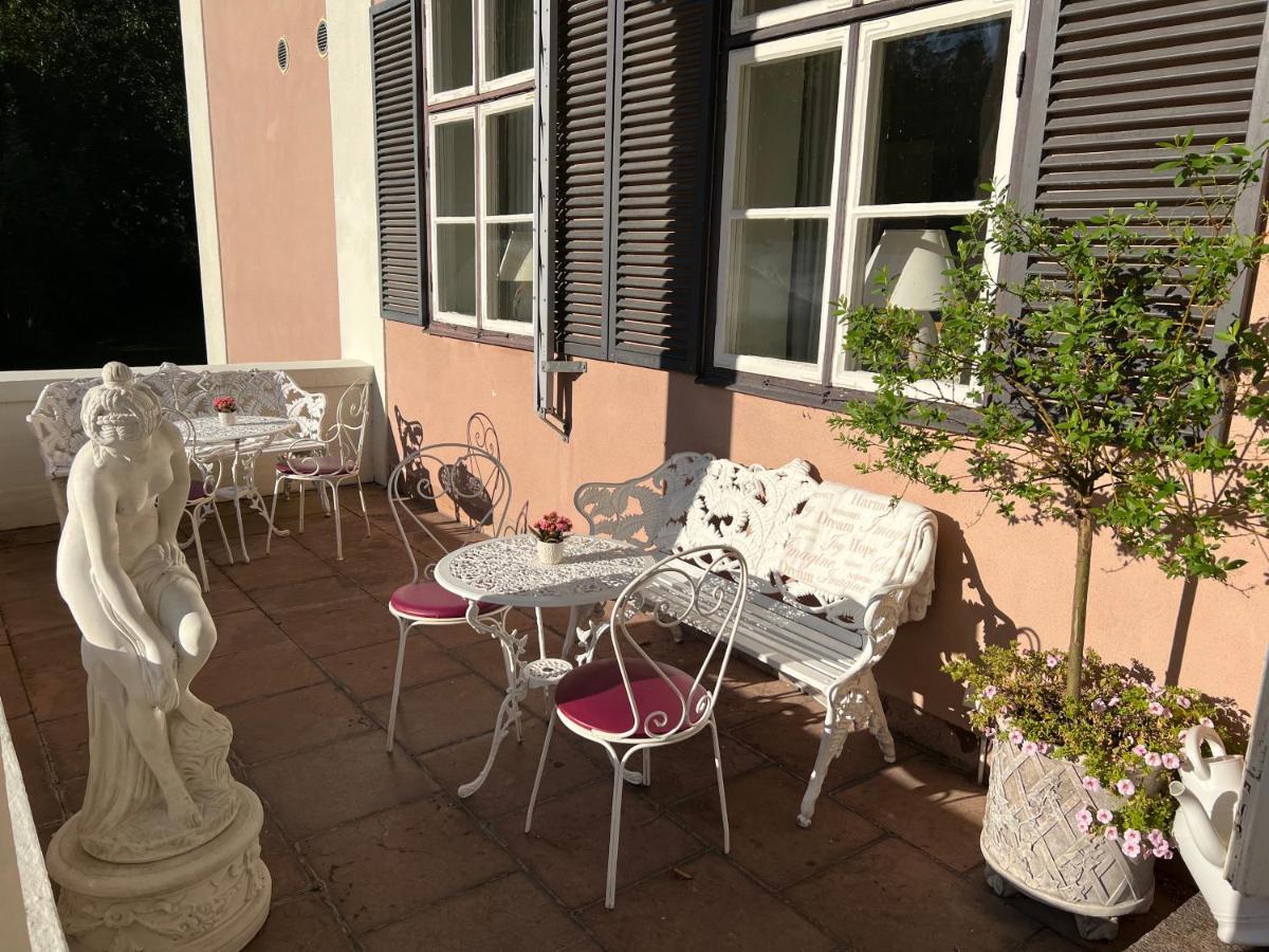 Herrgards Hotell Gyllene Haesten Västervik Dış mekan fotoğraf