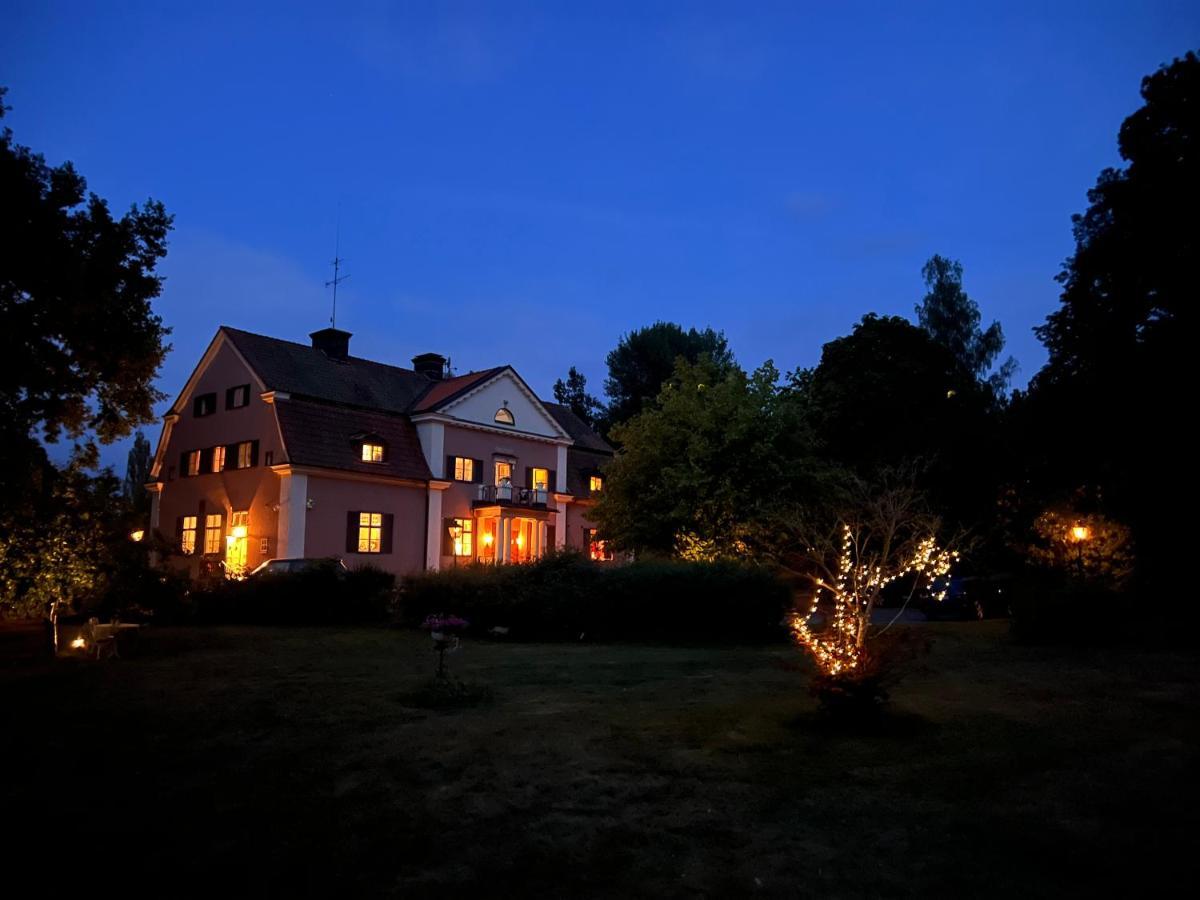Herrgards Hotell Gyllene Haesten Västervik Dış mekan fotoğraf